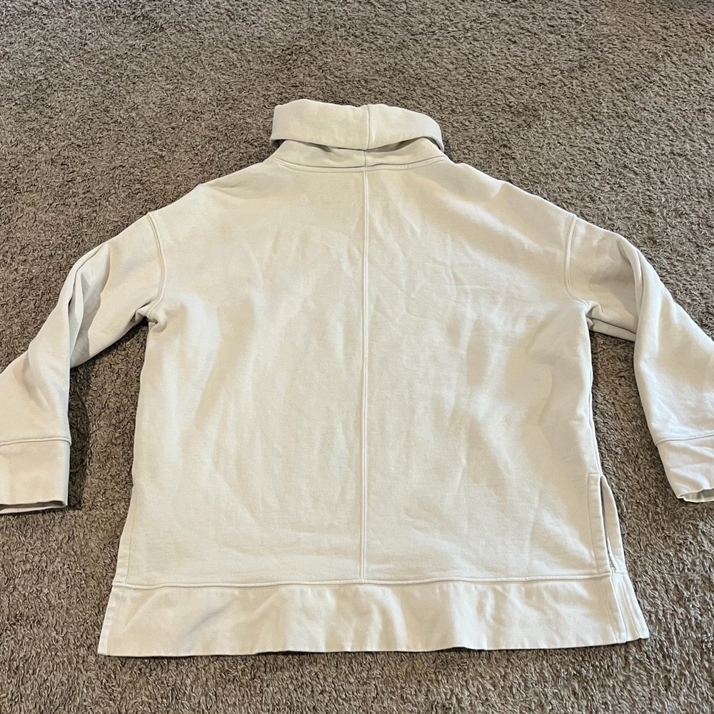 Athleta 24/7 Funnel Neck Sweatshirt Women Large Beige Athleisure Yoga Run - Picture 9 of 9